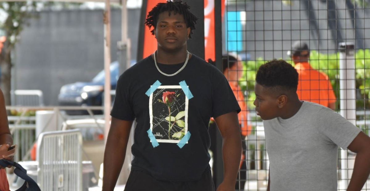 涌现出了许 涌现出了许